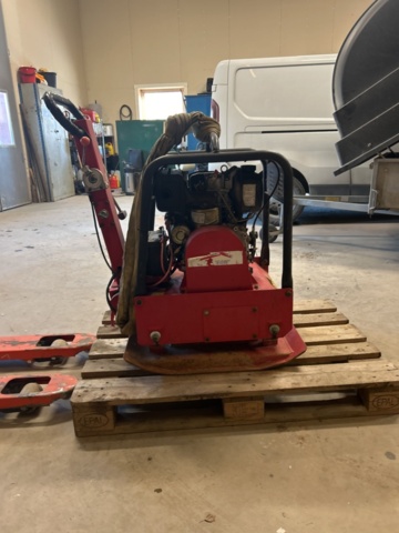 1455458-4 Markvibrator - CNP C160LDE