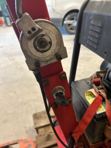 1455458-8 Markvibrator - CNP C160LDE