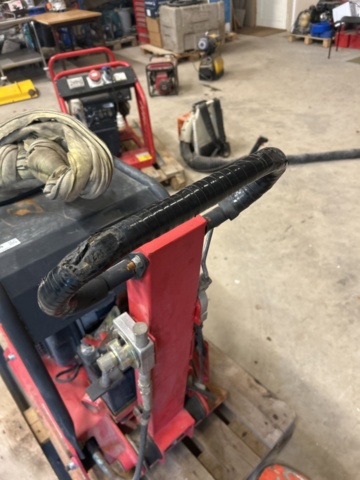 1455458-12 Markvibrator - CNP C160LDE