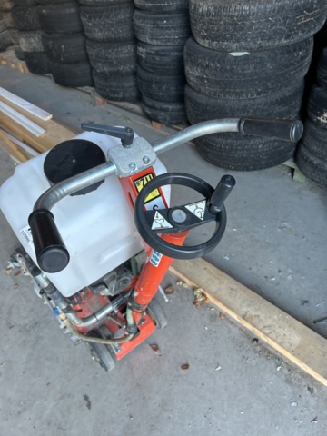 1455465-6 Bensindriven golvsåg - Husqvarna FS 309