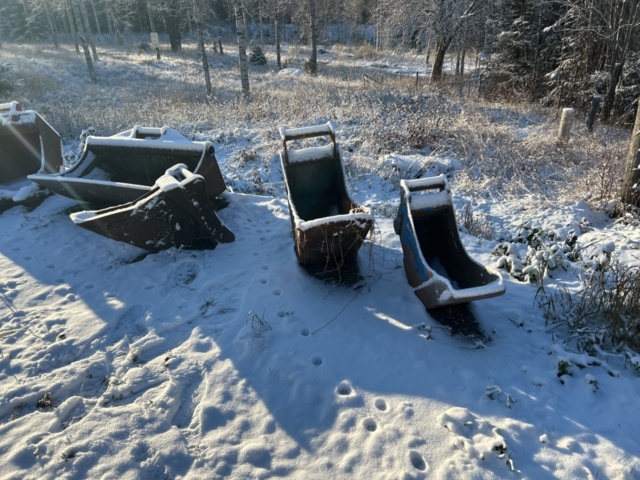 1455466-2 Samling med skopor