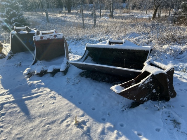 1455466-4 Samling med skopor