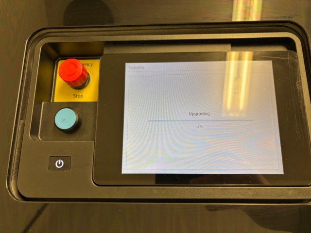 1372721-12 3D-skrivare med tillbehör – HP Jet Fusion 580 Color 3D Printer (Reparationsobjekt)