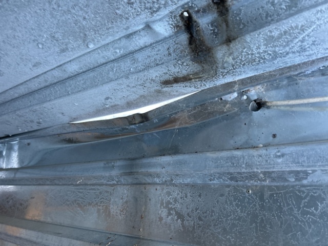 1455482-8 Låsbar container