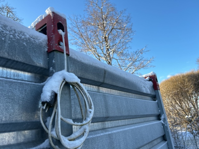 1455482-12 Låsbar container