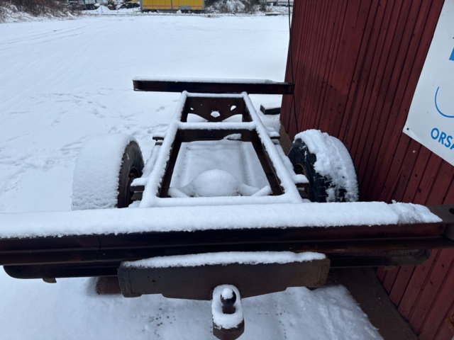 1321205-6 Traktorvagn