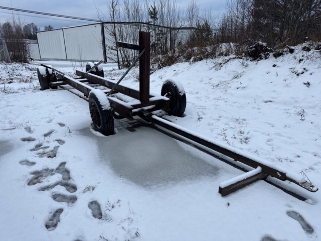 1321211-1 Båtvagn 8 m