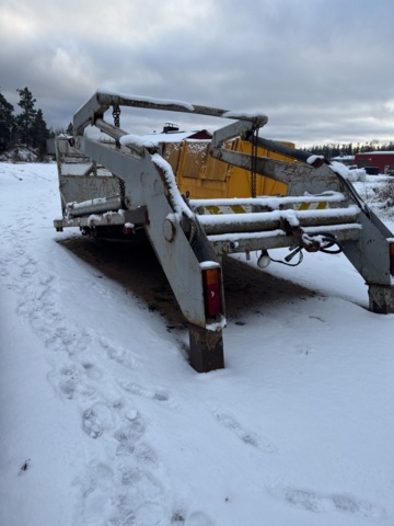 1321212-6 Liftdumperaggregat på lastväxlarram