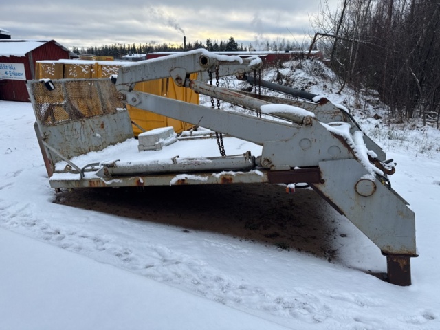 1321212-7 Liftdumperaggregat på lastväxlarram