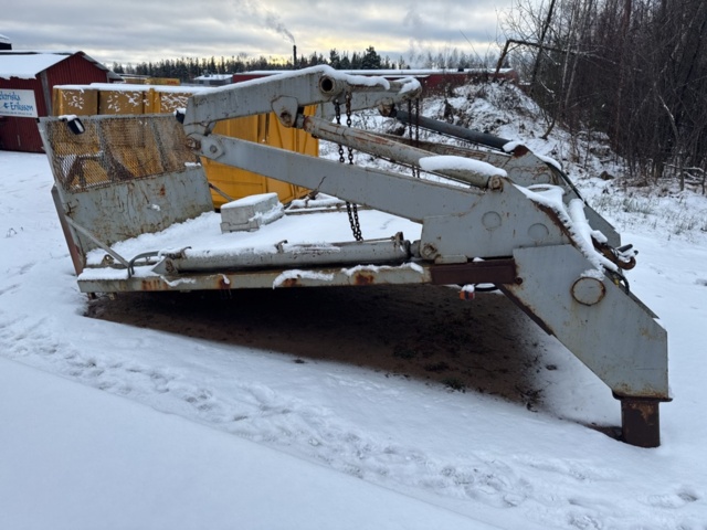 1321212-8 Liftdumperaggregat på lastväxlarram