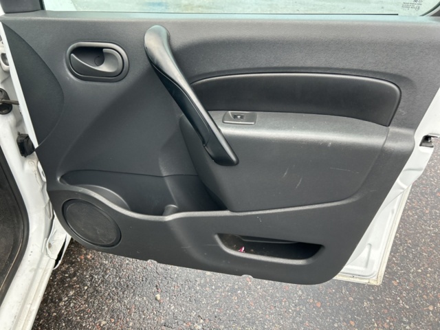 1423691-23 Renault Kangoo Express 1.5 dCi Manual, 75hp, 2015