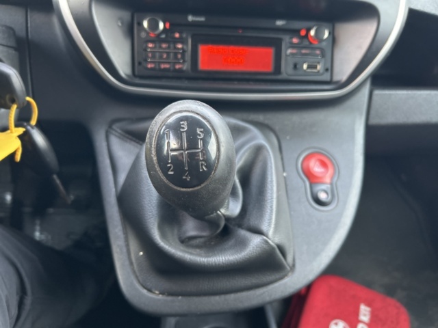 1423691-16 Renault Kangoo Express 1.5 dCi Manual, 75hp, 2015