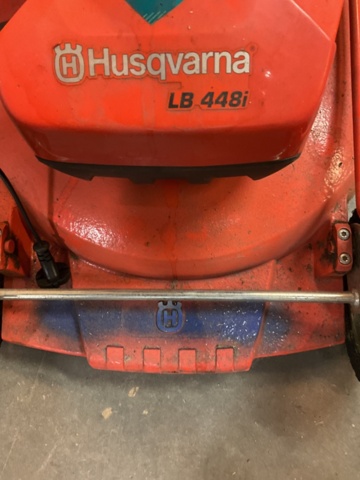 1406722-5 Huskvarna Batteridriven klippare LB448