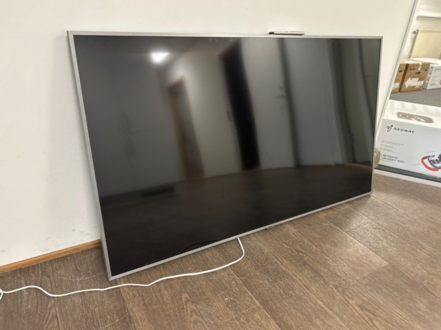 1442423-1 TV Samsung 65 tum med fjärrkontroll