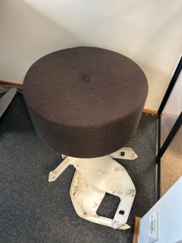 1442425-2 Kontorsinredning