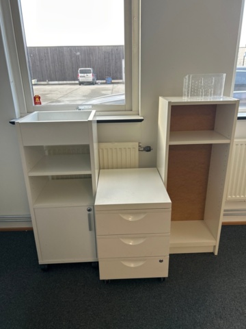 1442425-6 Kontorsinredning