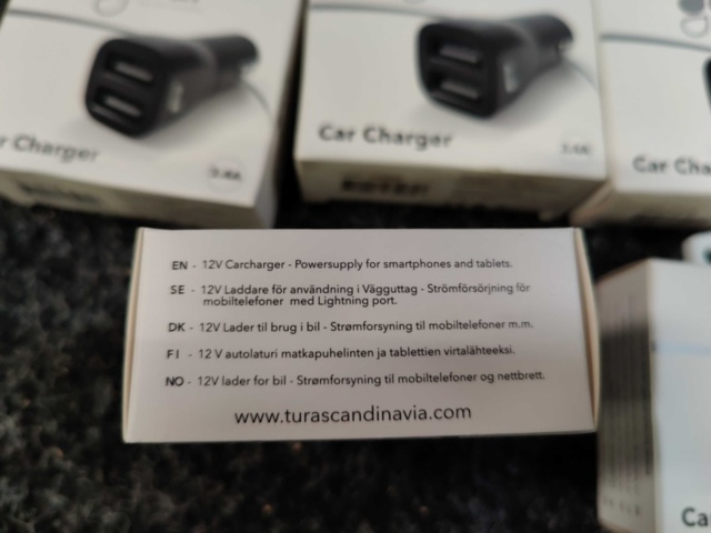 1449573-5 14 st 12V Laddare