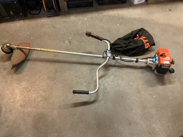 Trimmer STIHL FS 250 - PS Auction - We value the future - Largest in ...