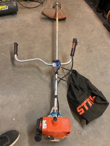 1406734-4 Trimmer STIHL FS 250