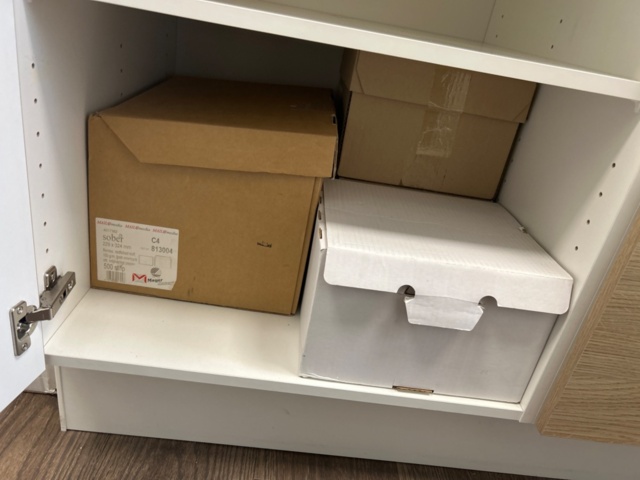 1442427-9 Allt i rum, reklam material