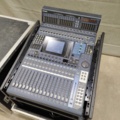 1455497-1 Digital mixer i case – Yamaha, DM1000, MB1000 meterbridge