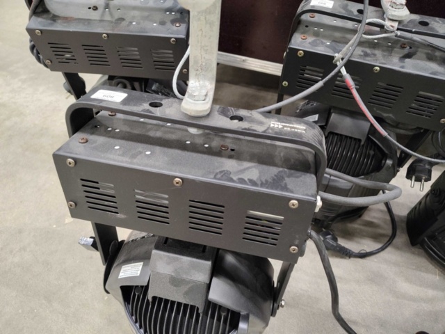 1455498-5 Strålkastare i case 6 st – Elation, OPTI PAR CDM 150