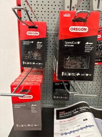 1442429-8 Lagerställ 2 sektioner med innehåll