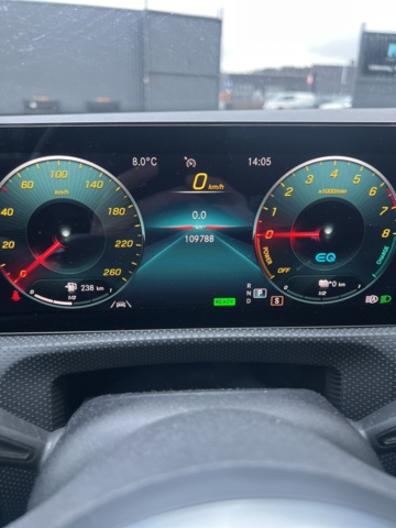 1351369-33 Mercedes-Benz CLA 250 e Shooting Brake 8G-DCT, 218hk, -2021