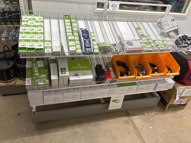 1442431-1 Lagerställ 2 sektioner med innehåll