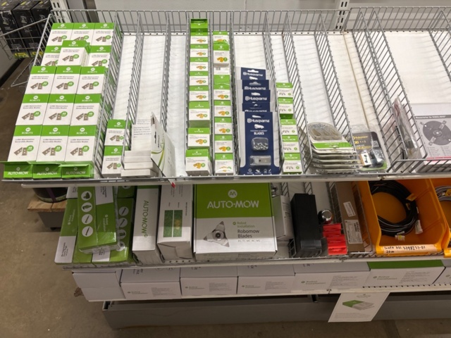 1442431-2 Lagerställ 2 sektioner med innehåll