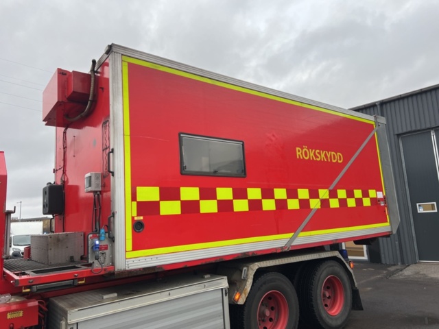 1338336-13 Lastväxlare med rökskydd / utryckningsfordon Scania -1999