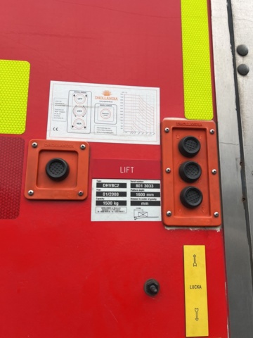 1338336-15 Lastväxlare med rökskydd / utryckningsfordon Scania -1999