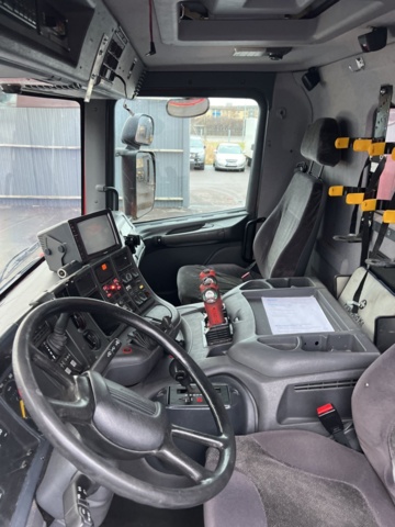 1338336-27 Lastväxlare med rökskydd / utryckningsfordon Scania -1999