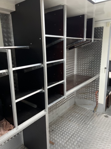 1338336-37 Lastväxlare med rökskydd / utryckningsfordon Scania -1999