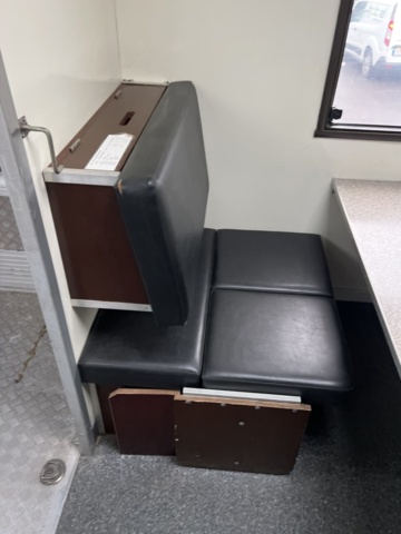 1338336-41 Lastväxlare med rökskydd / utryckningsfordon Scania -1999