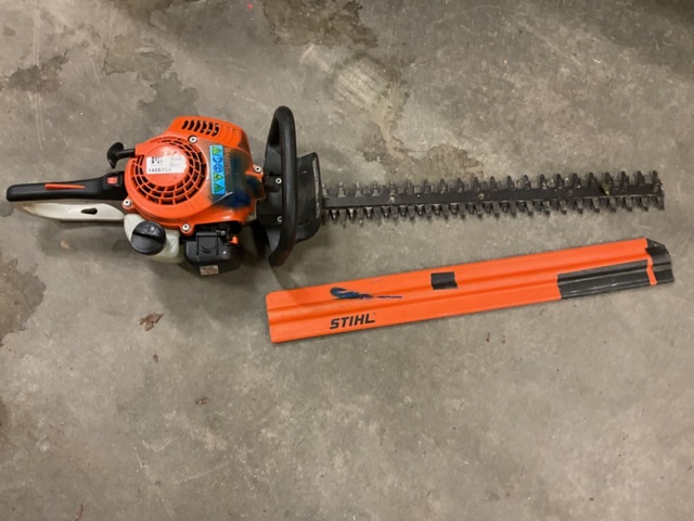 1406753-5 Häcksax STIHL