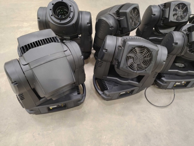 1455504-3 Moving lights 12 pcs – Martin, MAC 350, 3 cases