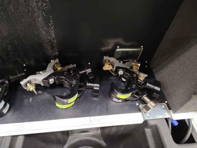 1455504-9 Moving lights 12 pcs – Martin, MAC 350, 3 cases