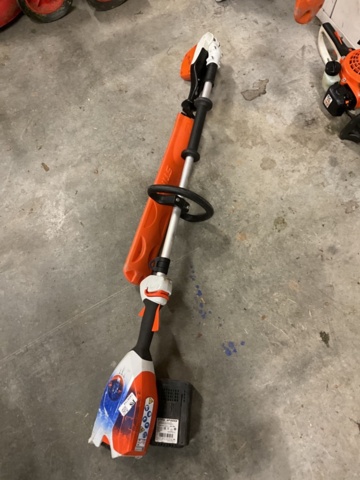 1406754-2 Häcksax STIHL