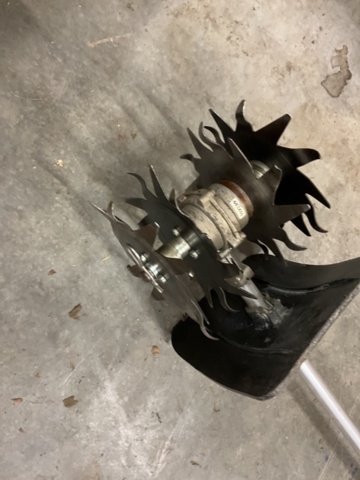 1406755-3 Vertikal skärare  STIHL