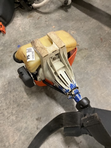 1406755-5 Vertikal skärare  STIHL