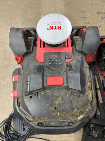 1442445-2 Robotgräsklippare Kress, 2st med laddstationer