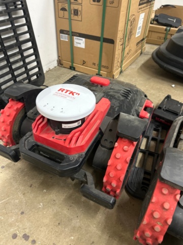 1442445-5 Robotgräsklippare Kress, 2st med laddstationer