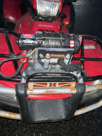 1406767-9 Honda 4-hjuling  med vinsch och plogblad  - 2011