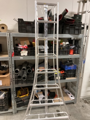 1406775-4 Japansk beskärningsstege & trappstegar