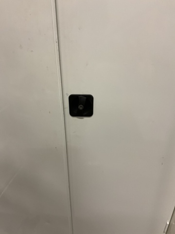 1406789-2 Plåtskåp