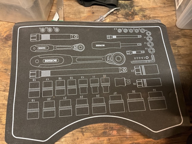 1406810-4 Iron Side Tool Set