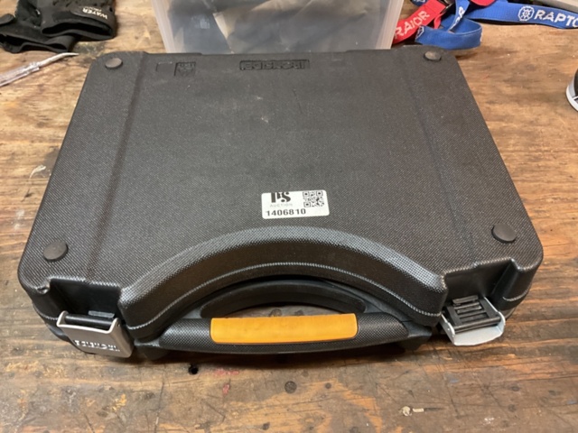 1406810-5 Iron Side Tool Set