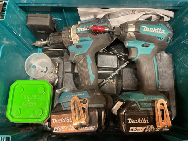 1406813-5 2 pcs. Makita screwdriver