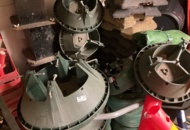 1406822 Lot of Christmas tree feet